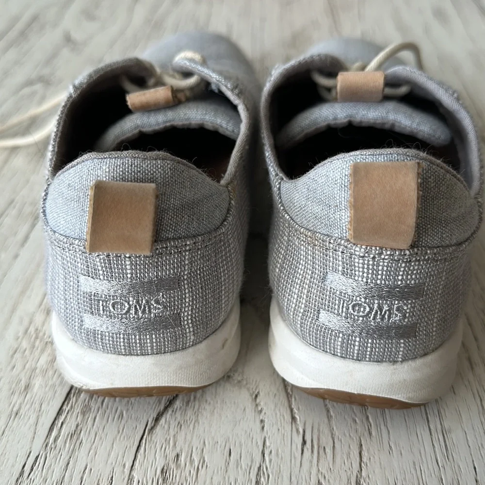 Toms. - Picture 2 of 5